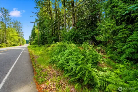 $2,200,000 | 21-xxx Northeast 133rd Street, Woodinville, WA 98052