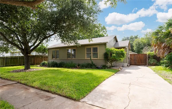 $1,650 | 622 Collingswood Drive, Corpus Christi, TX 78412