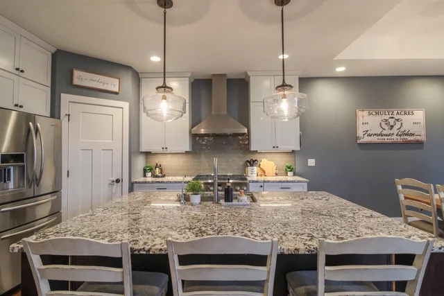 $899,900 | 6532 North Bird Street, Sun Prairie, WI 53590