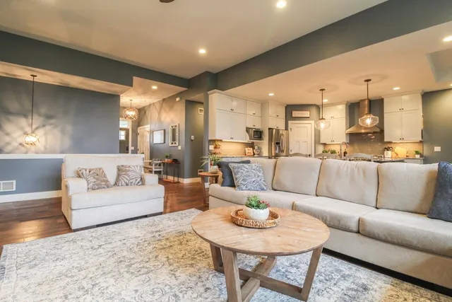 $899,900 | 6532 North Bird Street, Sun Prairie, WI 53590