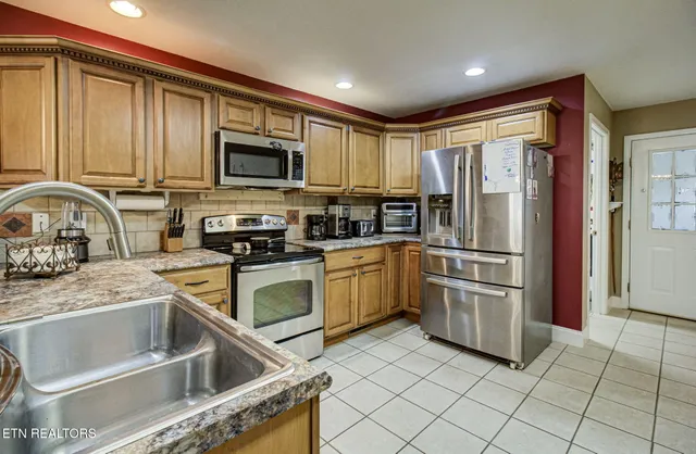 $615,000 | 3090 Shaconage Trail, Sevierville, TN 37876