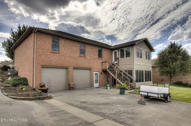 $615,000 | 3090 Shaconage Trail, Sevierville, TN 37876