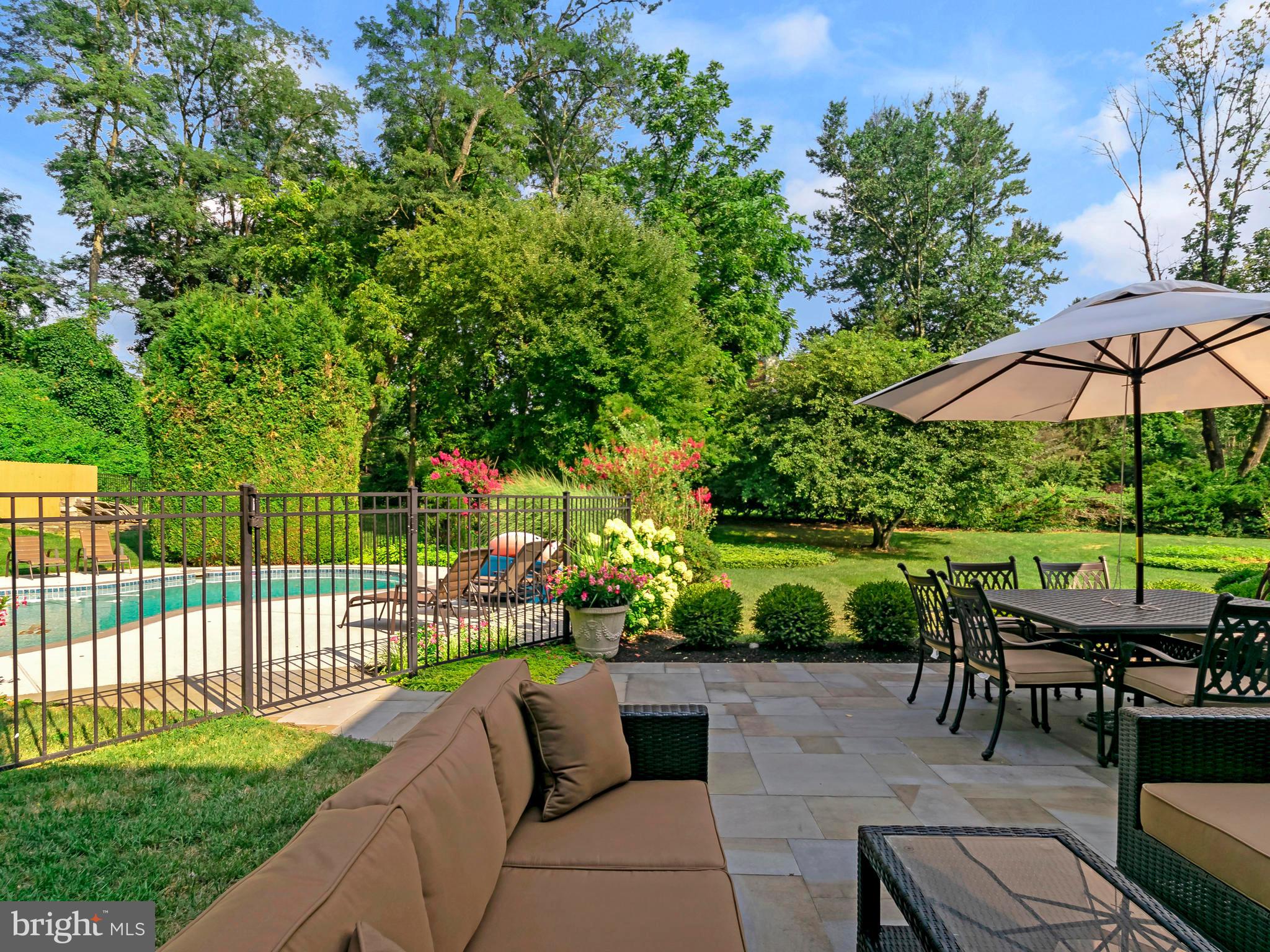 647 Brooke Road Wayne, PA 19087 - Photo 2 of 42