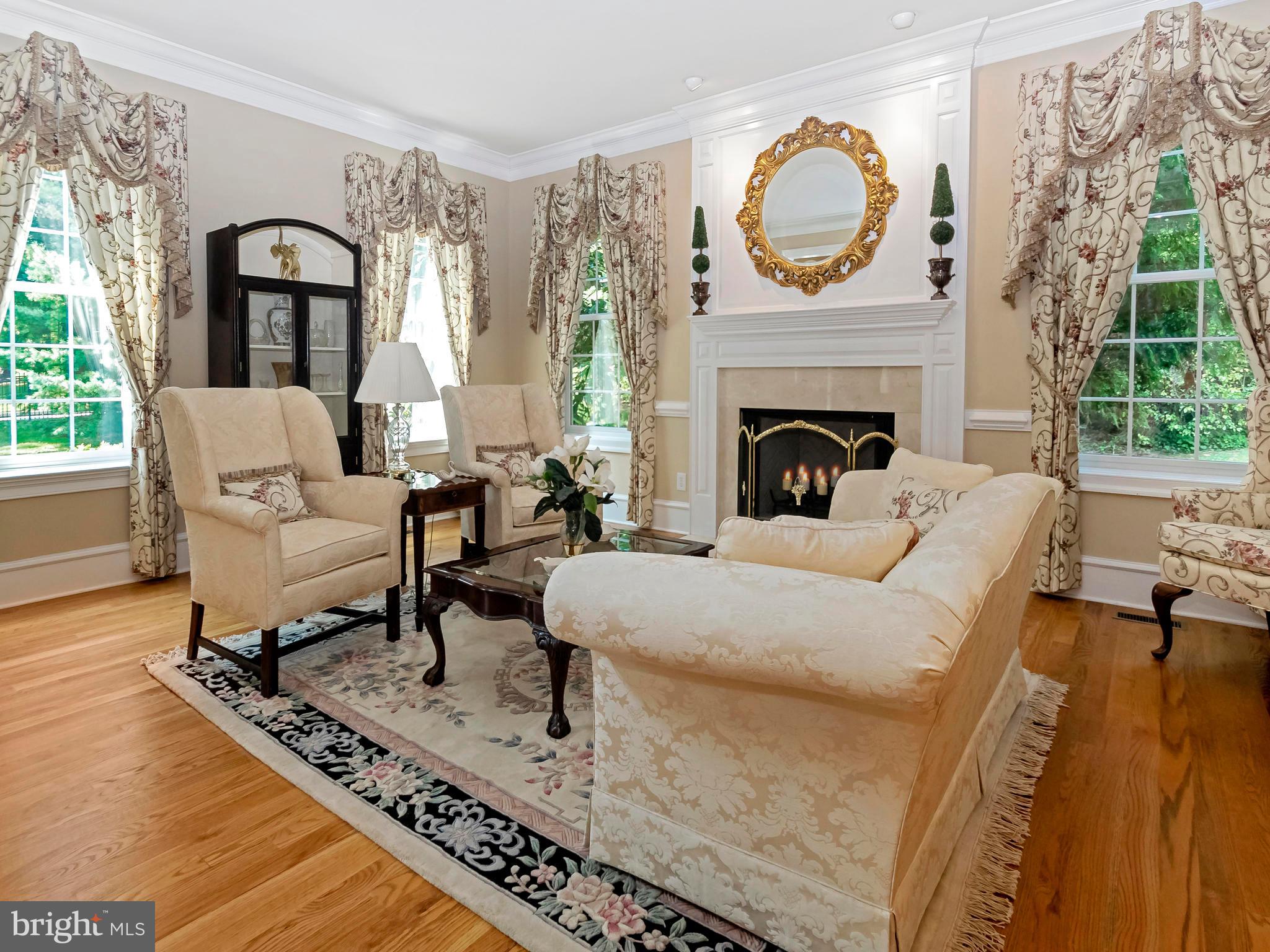 647 Brooke Road Wayne, PA 19087 - Photo 5 of 42