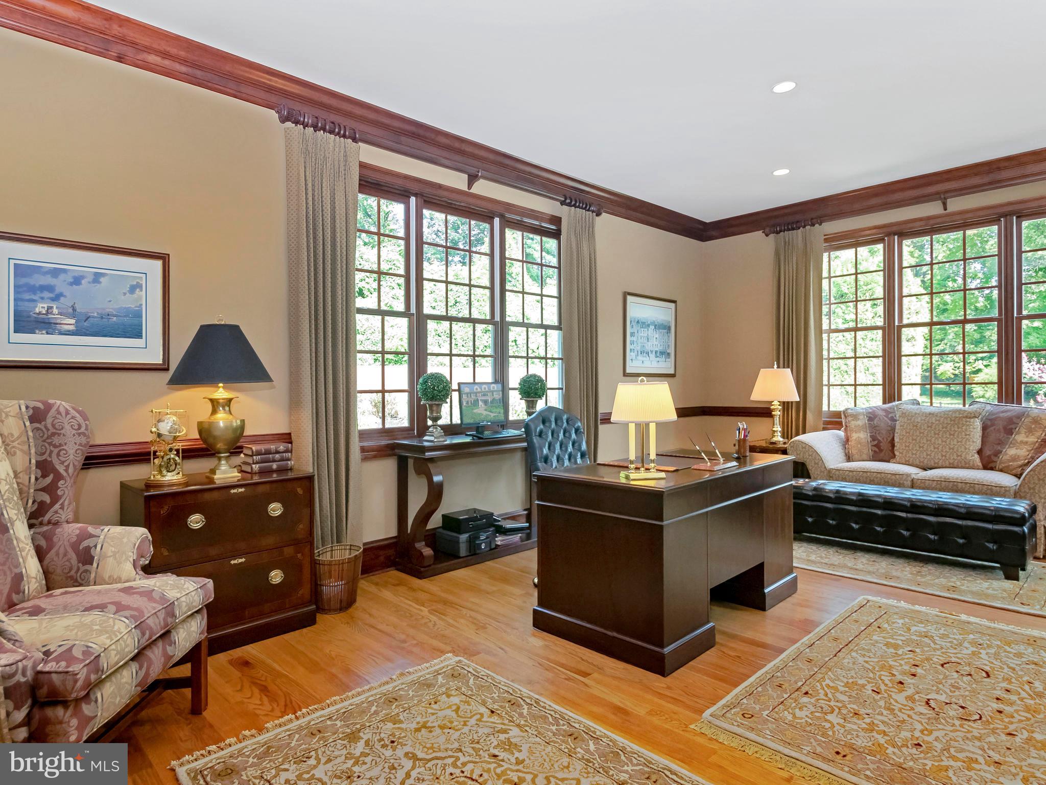 647 Brooke Road Wayne, PA 19087 - Photo 7 of 42