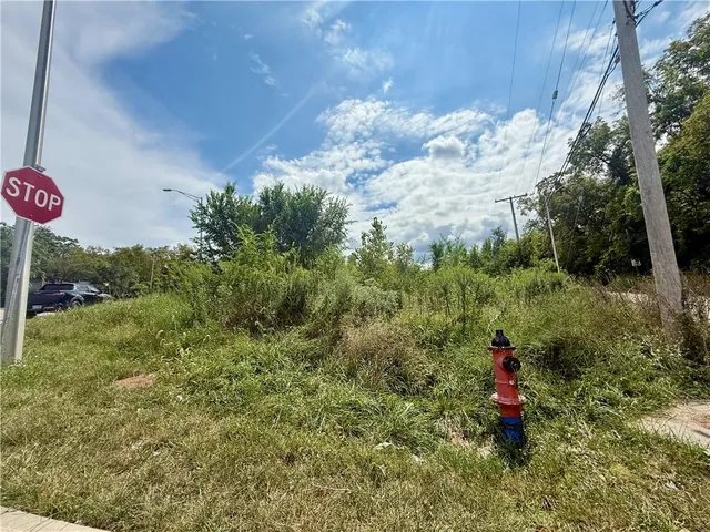 $2,000,000 | 5403 Bennington Avenue, Kansas City, MO 64129