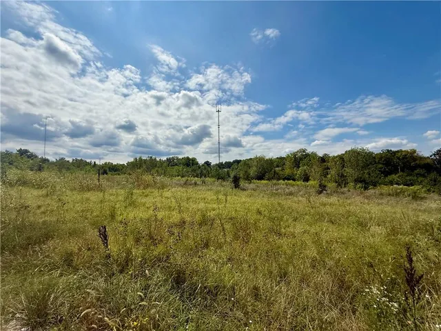 $2,000,000 | 5403 Bennington Avenue, Kansas City, MO 64129