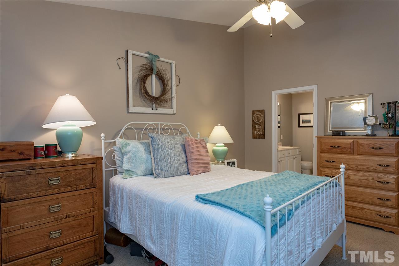 4431 Sugarbend Way Raleigh, NC 27606 - Photo 15 of 25 Gallery Image 15