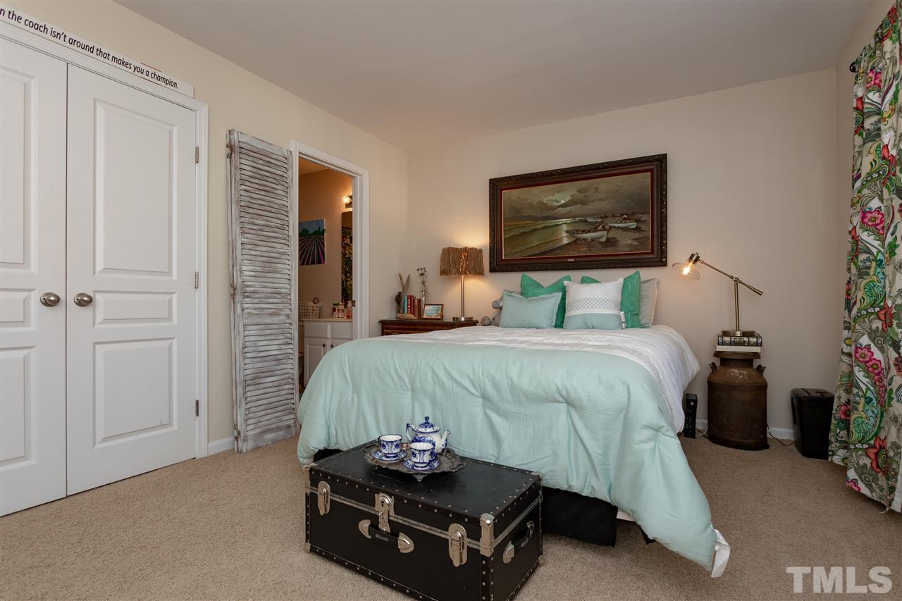 4431 Sugarbend Way Raleigh, NC 27606 - Photo 21 of 25 Gallery Image 21