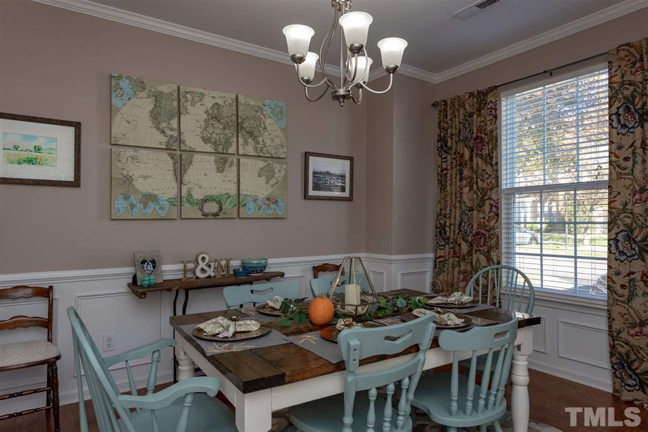 4431 Sugarbend Way Raleigh, NC 27606 - Photo 6 of 25 Gallery Image 6