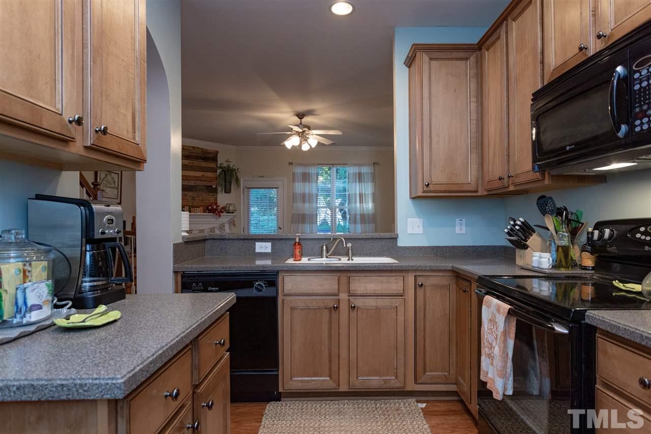 4431 Sugarbend Way Raleigh, NC 27606 - Photo 7 of 25 Gallery Image 7