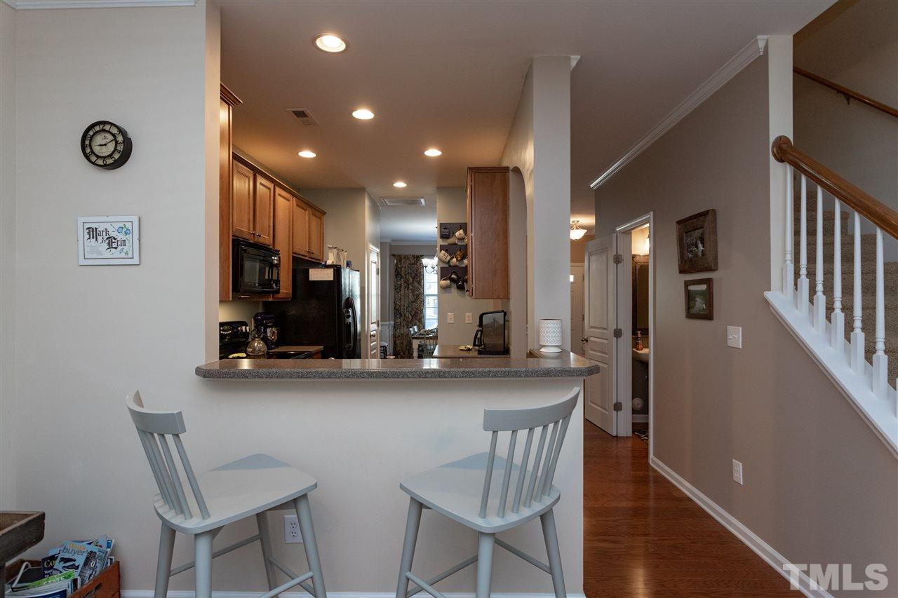 4431 Sugarbend Way Raleigh, NC 27606 - Photo 9 of 25 Gallery Image 9