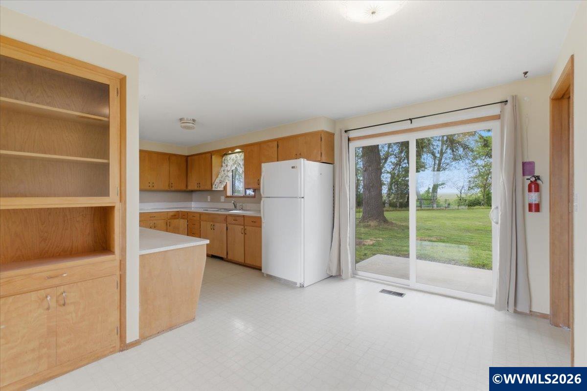 34584 Red Bridge Road Southeast Albany, OR 97322 - Photo 12 of 46 Gallery Image 12
