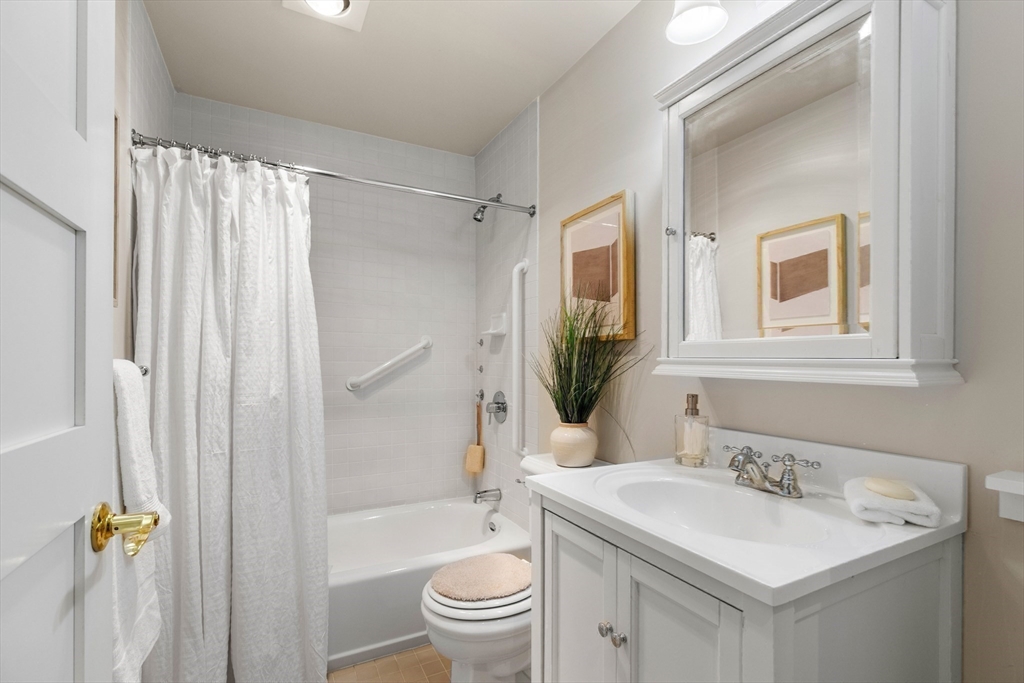 33 Forest Street, Unit 310 Lexington, MA 02421 - Photo 15 of 23