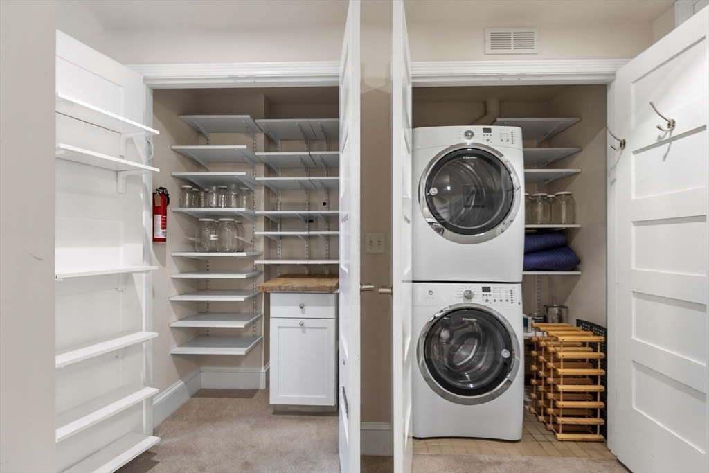 33 Forest Street, Unit 310 Lexington, MA 02421 - Photo 16 of 23