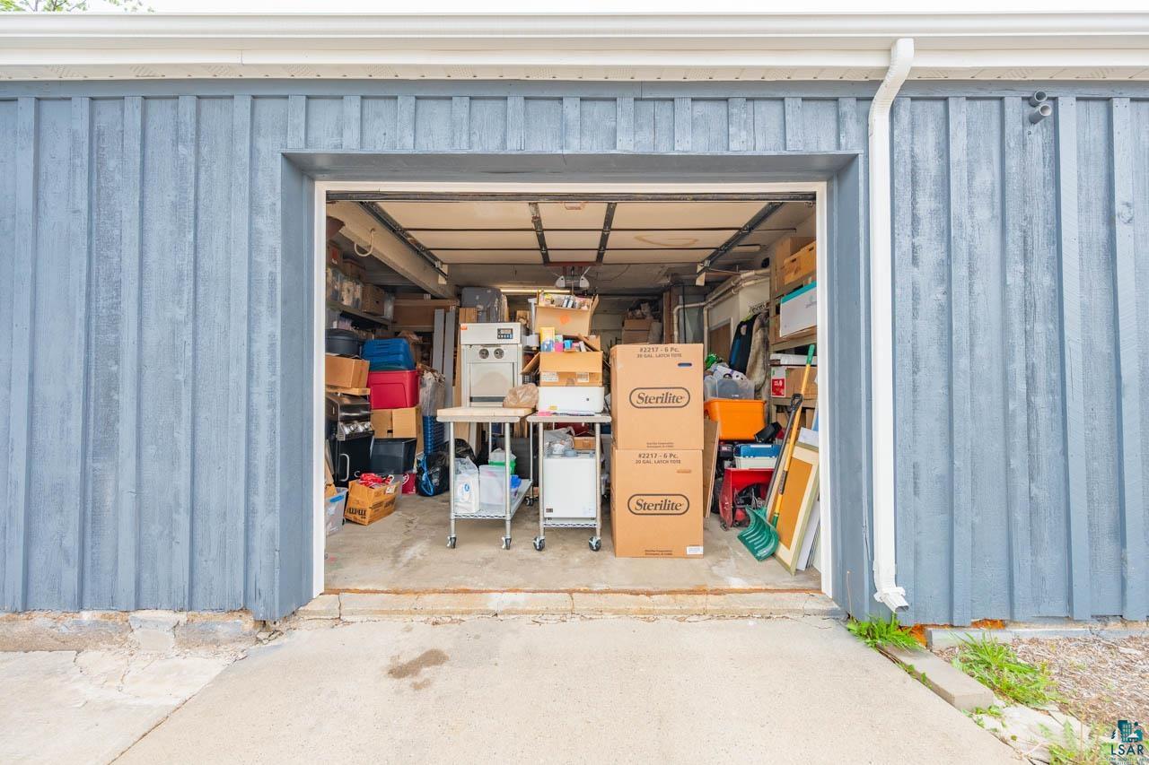 601 Main Street Biwabik, MN 55708 - Photo 34 of 39 Garage