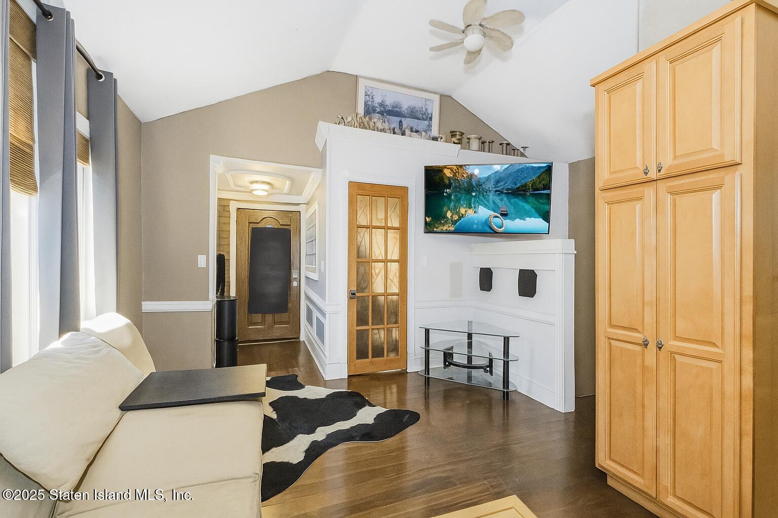 1 Milbank Road Staten Island, NY 10306 - Photo 7 of 34 Photo Oct 27, 2025, 08_57_54 PM (6)