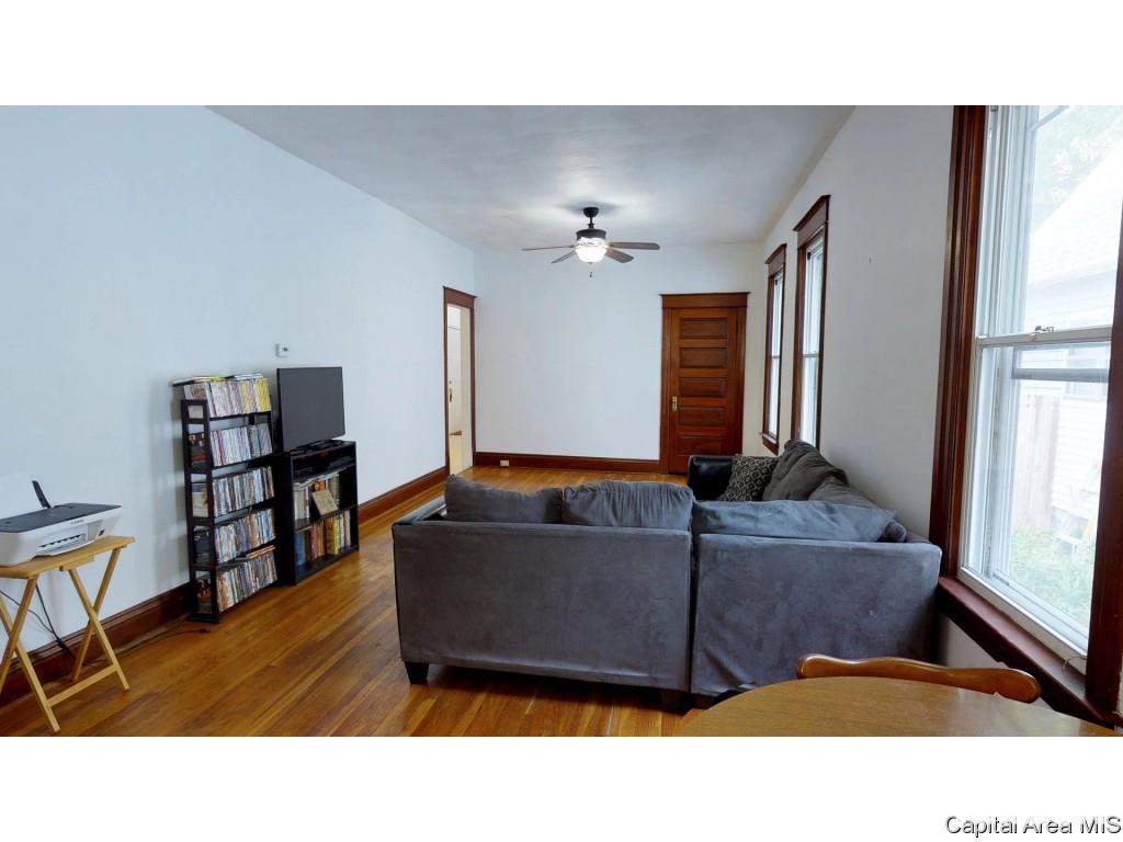413 West Canedy Street Springfield, IL 62704 - Photo 3 of 29 Gallery Image 3