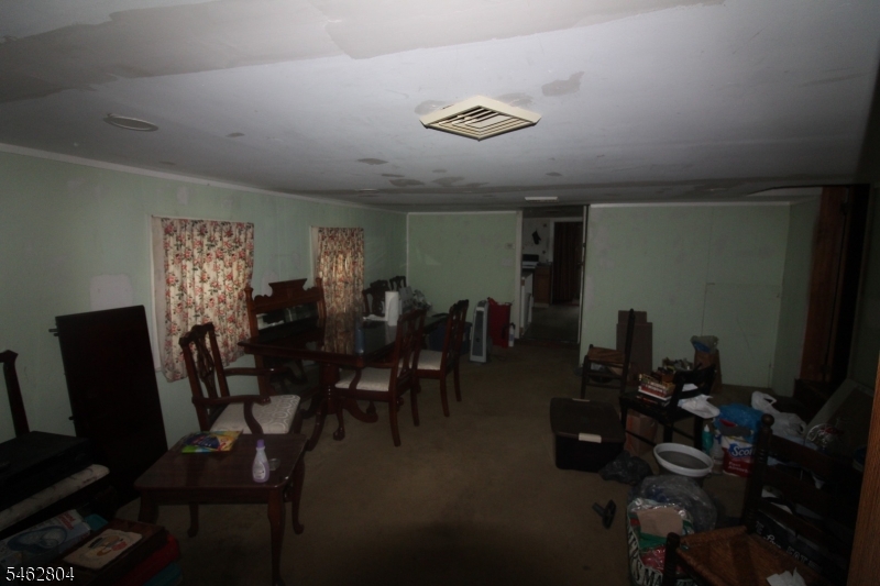 498 Bellis Road Bloomsbury, NJ 08804 - Photo 11 of 13 Gallery Image 11