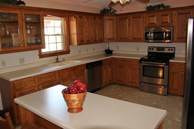 154 Bayles Road Glasgow, KY 42141 - Photo 4 of 34 Gallery Image 4