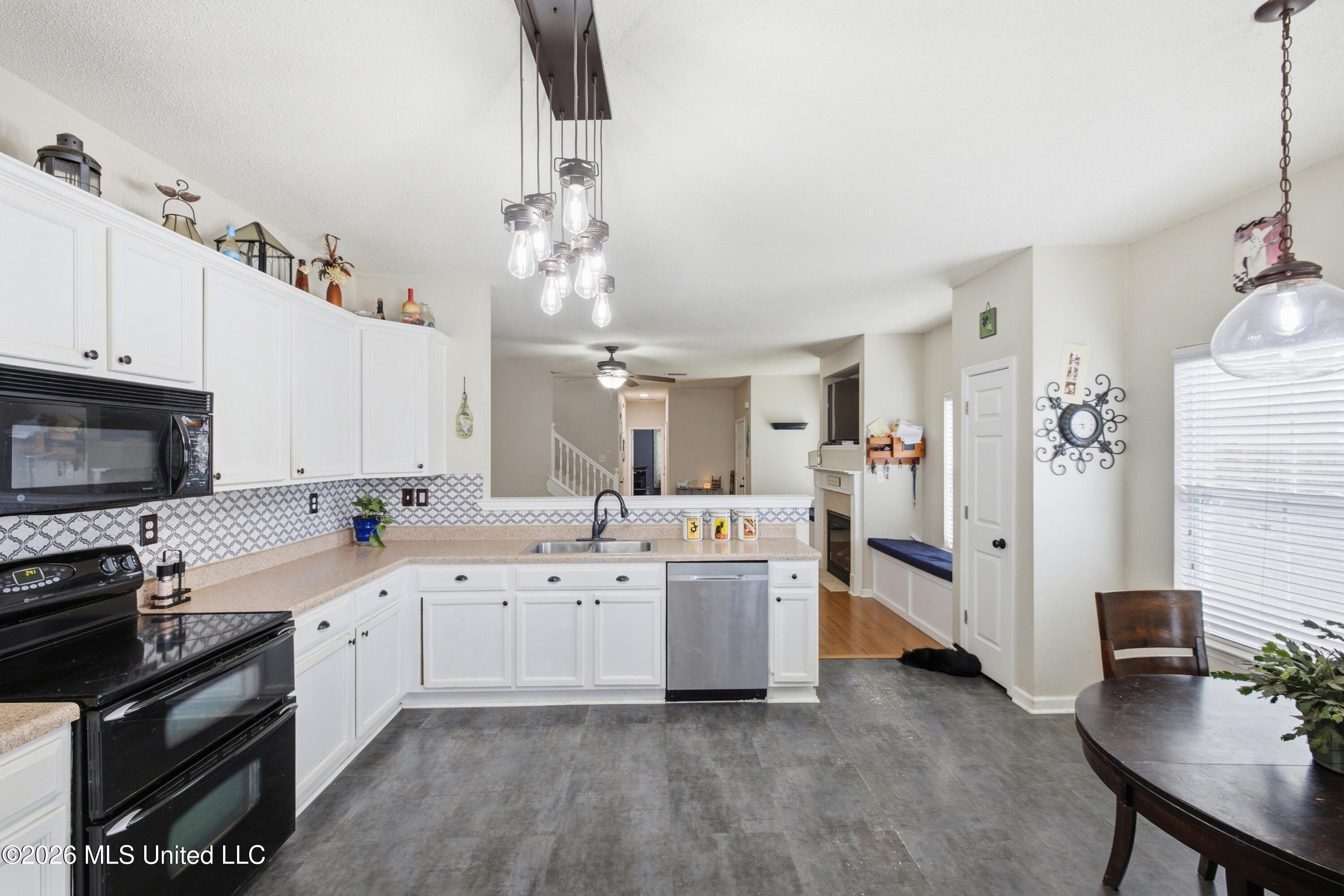 7341 Red Maple Drive Olive Branch, MS 38654 - Photo 6 of 28 934A7942_9eaae315