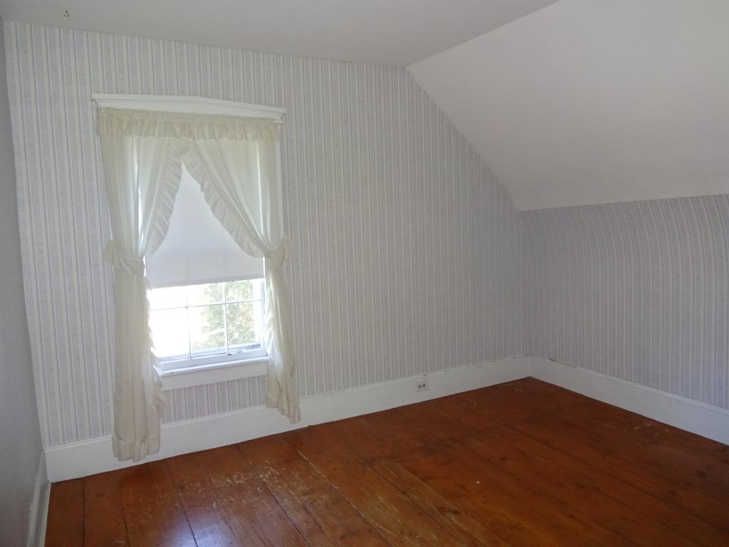379 Center Road Bradford, NH 03221 - Photo 10 of 15