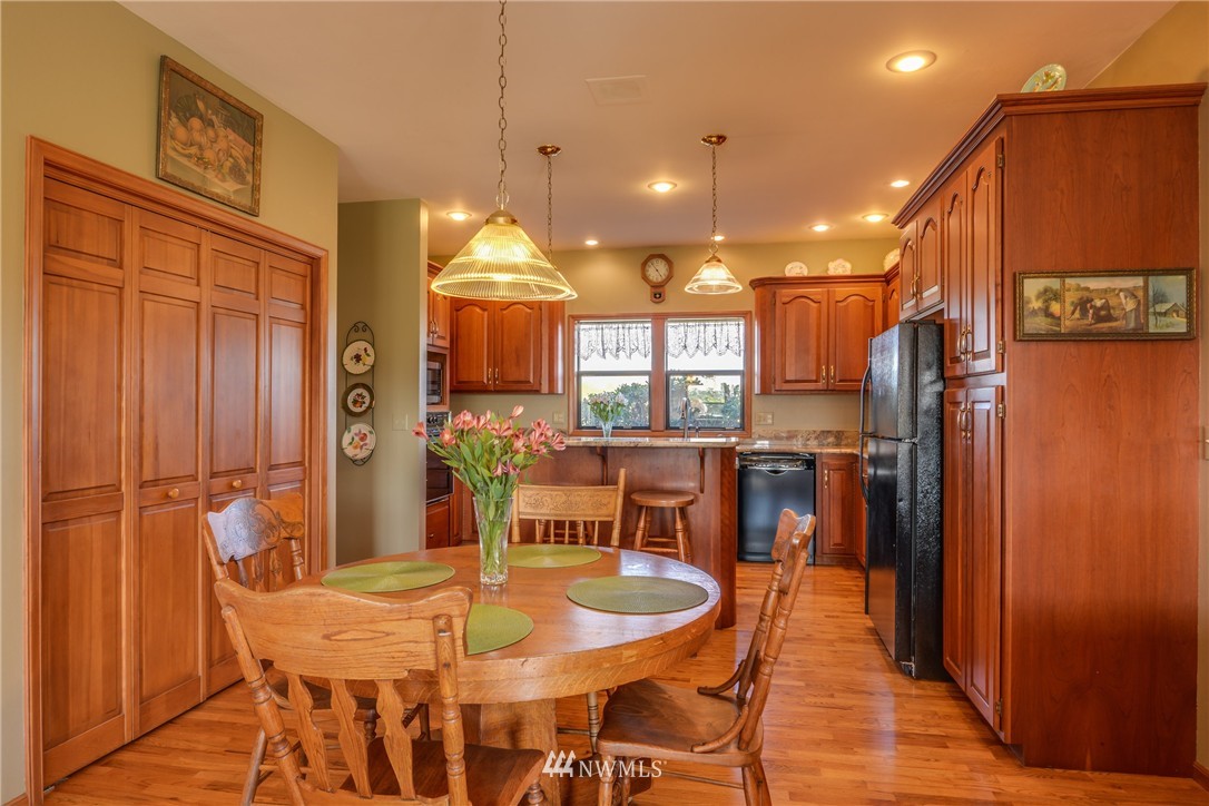 17224 Dunbar Road Mount Vernon, WA 98273 - Photo 15 of 25