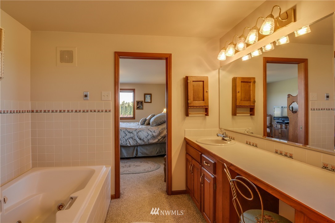17224 Dunbar Road Mount Vernon, WA 98273 - Photo 21 of 25