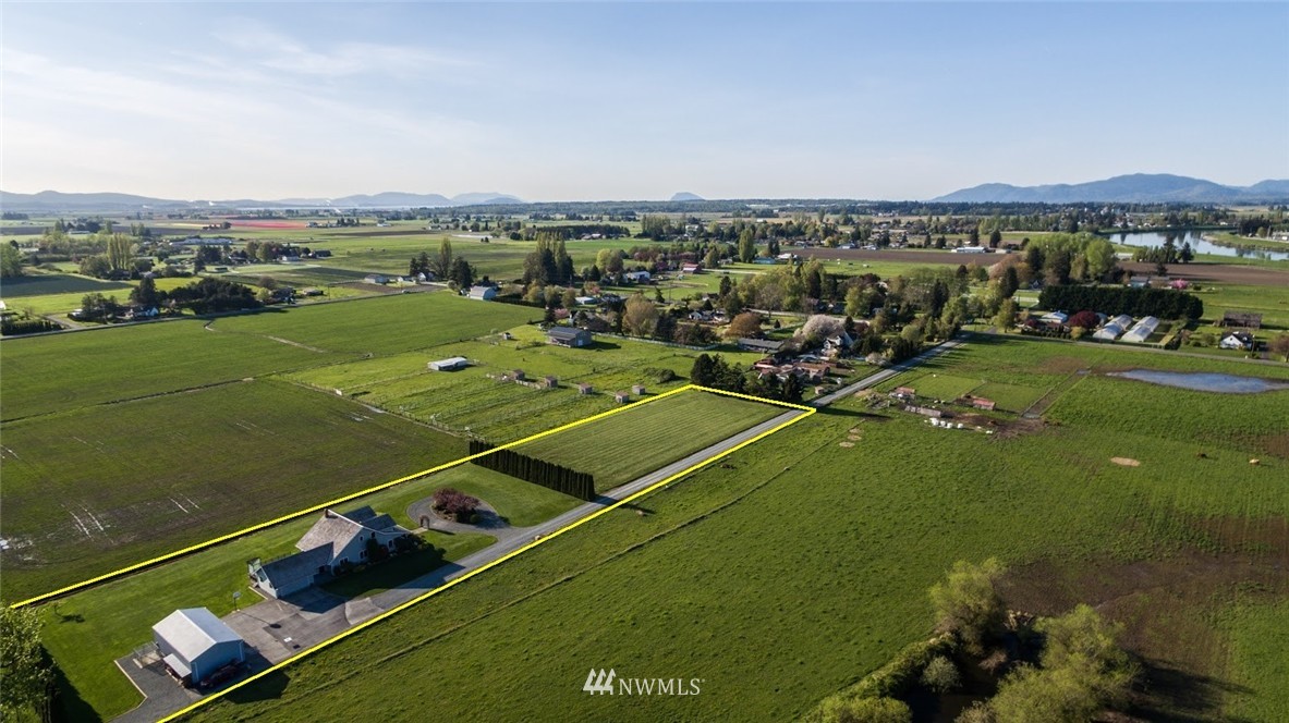 17224 Dunbar Road Mount Vernon, WA 98273 - Photo 4 of 25