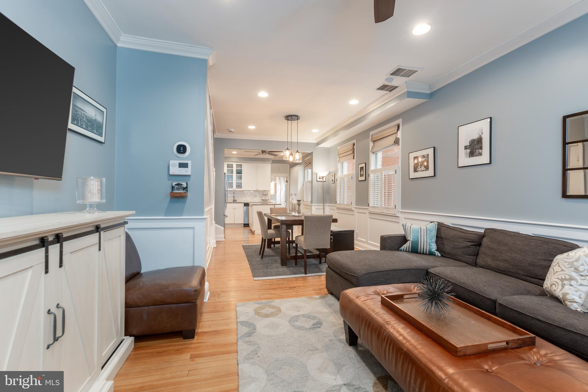 524 10th Street Southeast Washington, DC 20003 - Photo 2 of 20