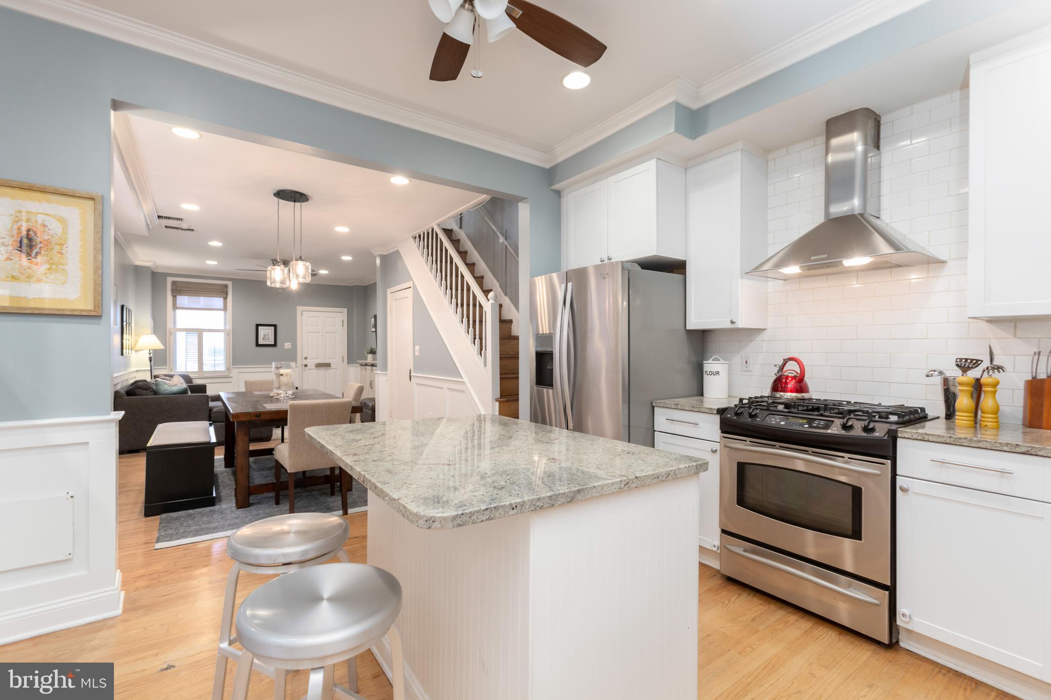 524 10th Street Southeast Washington, DC 20003 - Photo 6 of 20