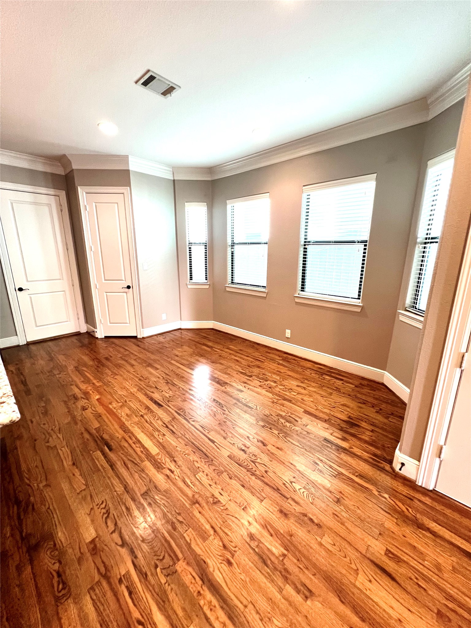 1818 Edwards Street Houston, TX 77007 - Photo 8 of 33