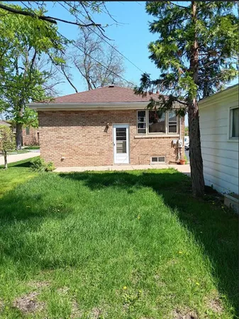 $2,550 | 1112 Homestead Road, La Grange Park, IL 60526