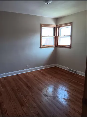 $2,550 | 1112 Homestead Road, La Grange Park, IL 60526