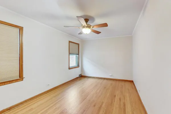 $2,550 | 5644 North Meade Avenue, Unit 1, Chicago, IL 60646