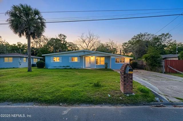 $250,000 | 8988 Castle Boulevard, Jacksonville, FL 32208