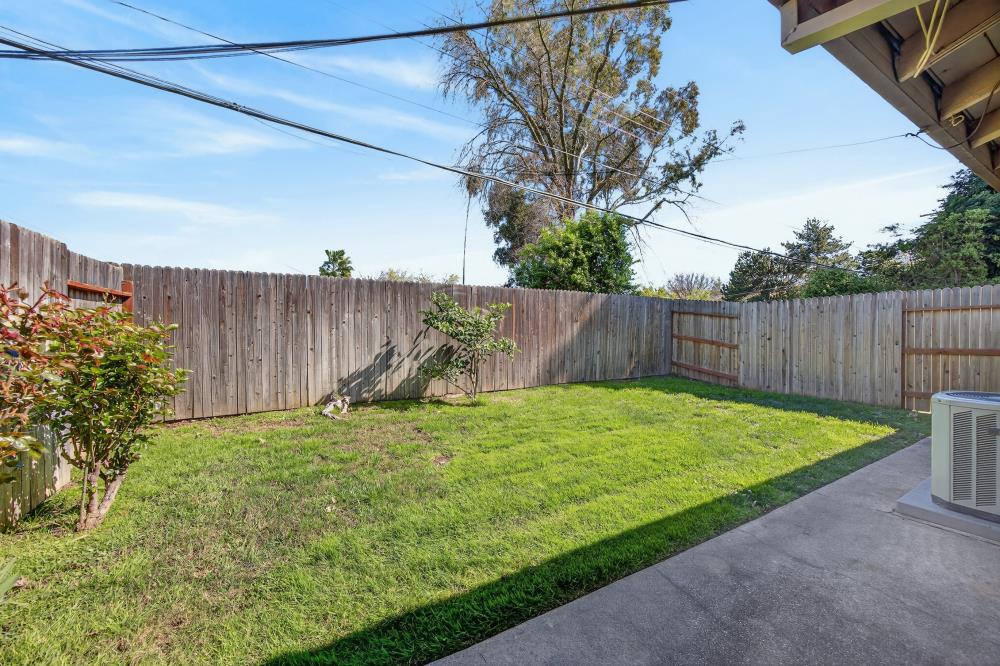 1913 Belcot Road Sacramento, CA 95825 - Photo 17 of 66