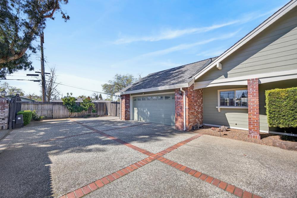 1913 Belcot Road Sacramento, CA 95825 - Photo 38 of 66