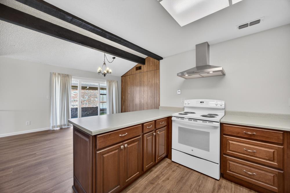 1913 Belcot Road Sacramento, CA 95825 - Photo 10 of 66