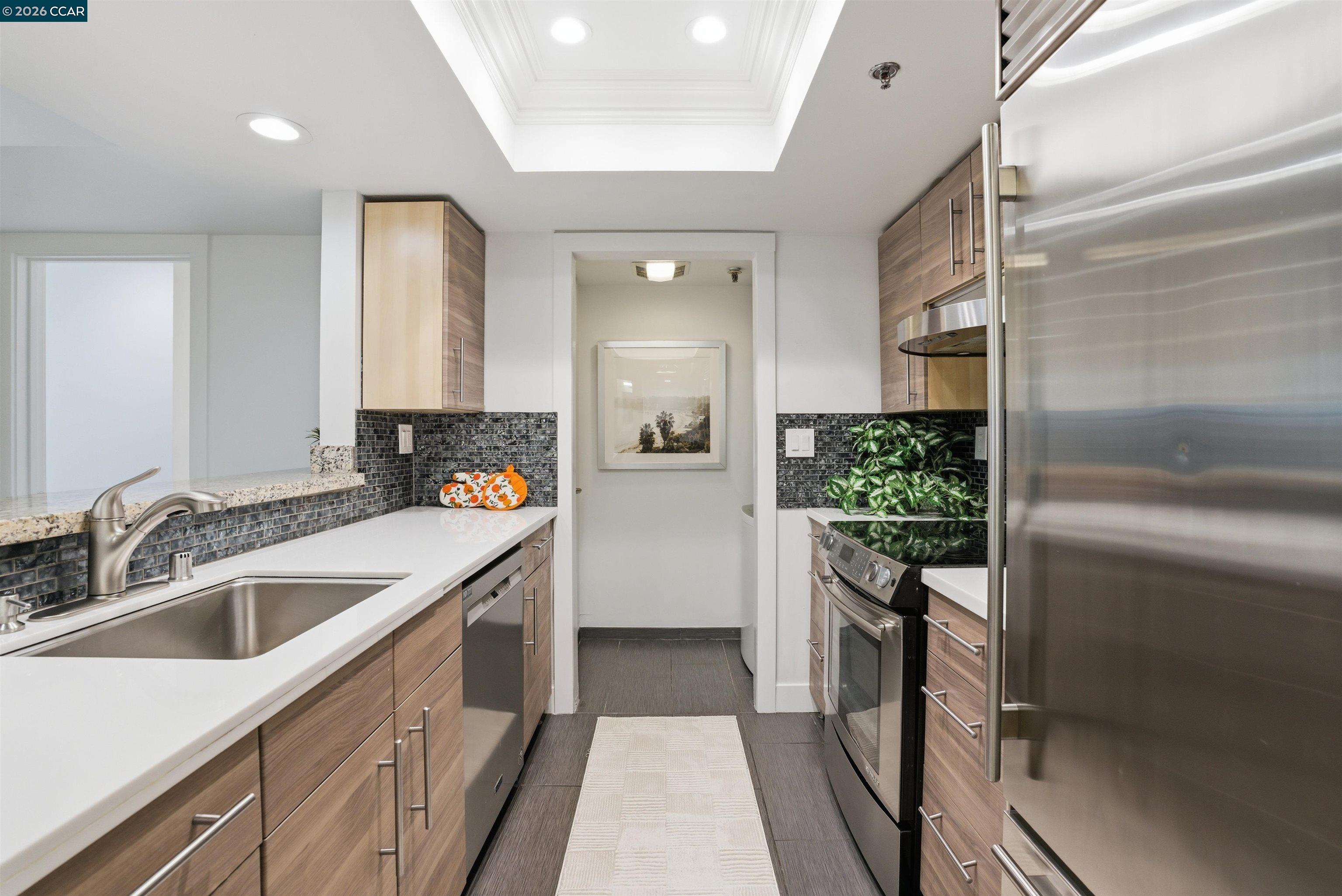 2560 Oak Road, Unit 122 Walnut Creek, CA 94597 - Photo 11 of 38