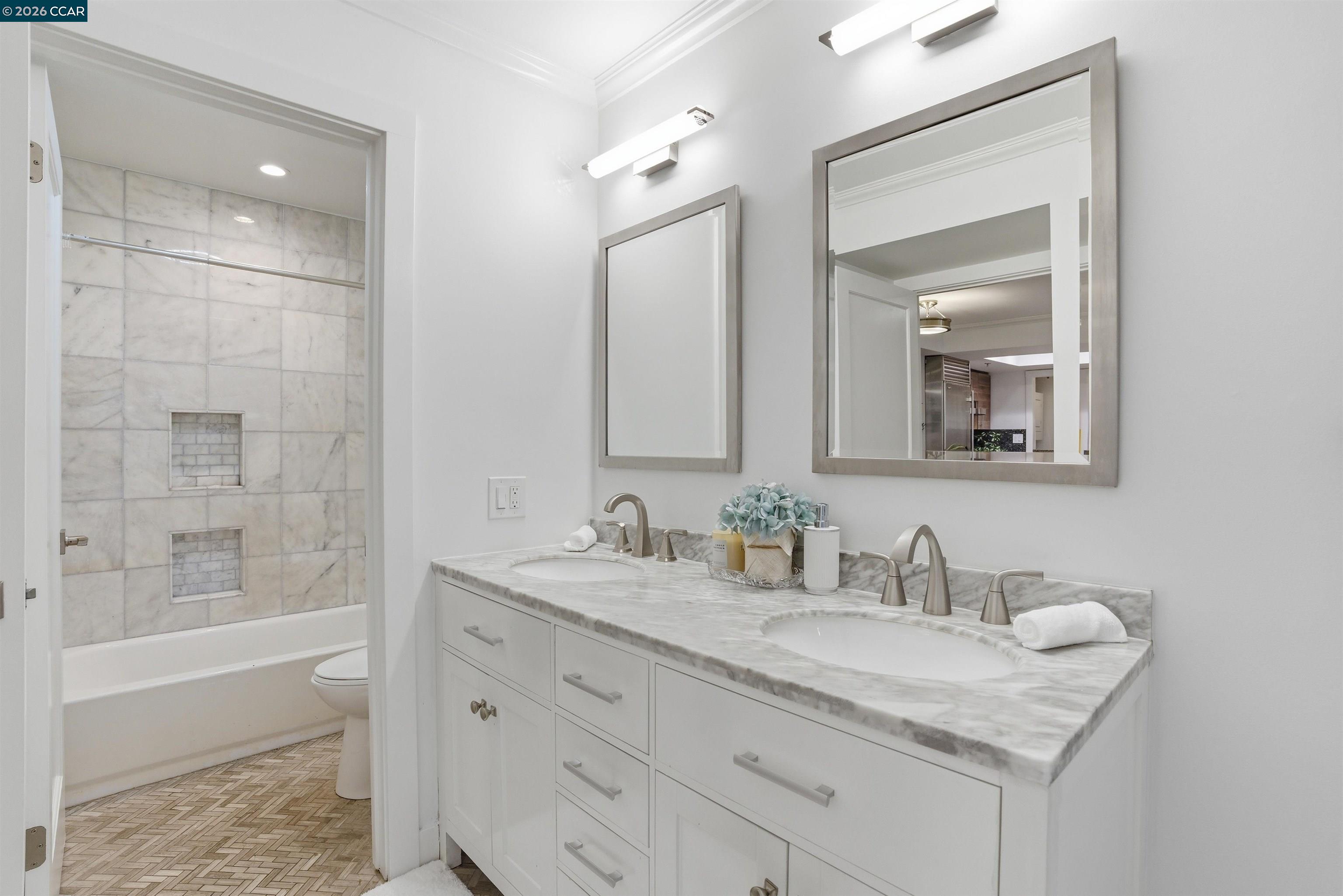 2560 Oak Road, Unit 122 Walnut Creek, CA 94597 - Photo 19 of 38