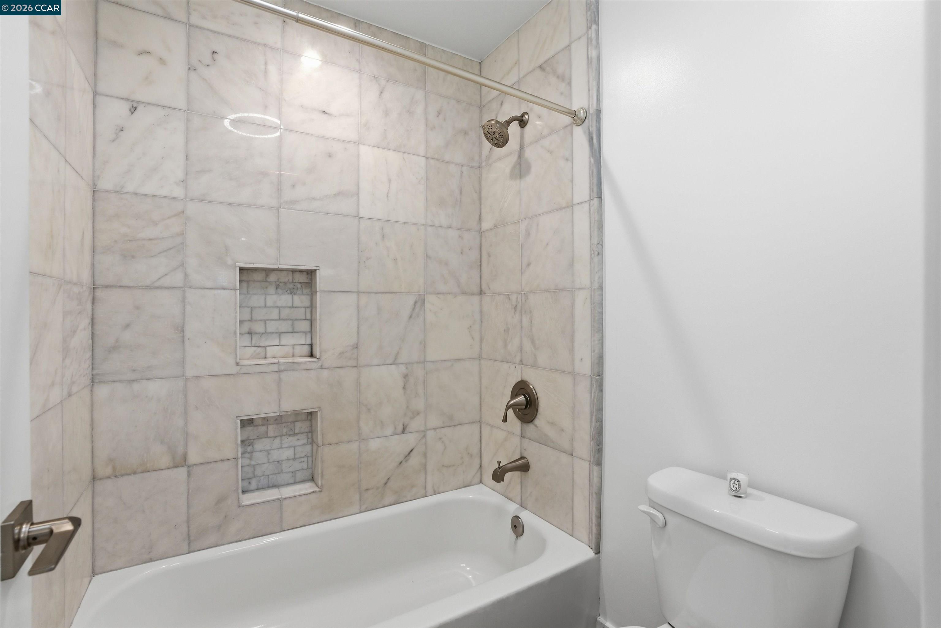 2560 Oak Road, Unit 122 Walnut Creek, CA 94597 - Photo 20 of 38