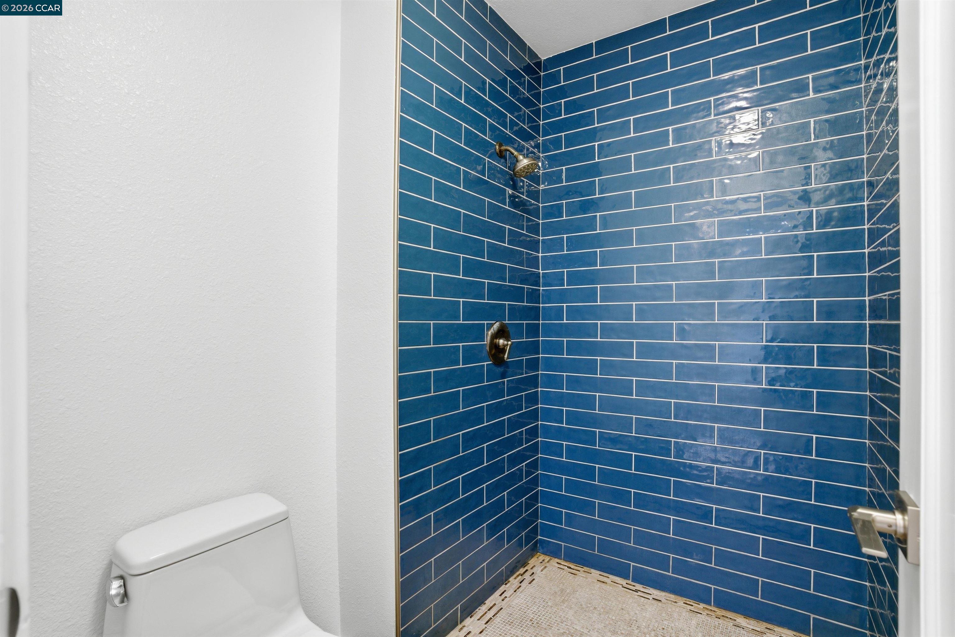 2560 Oak Road, Unit 122 Walnut Creek, CA 94597 - Photo 27 of 38