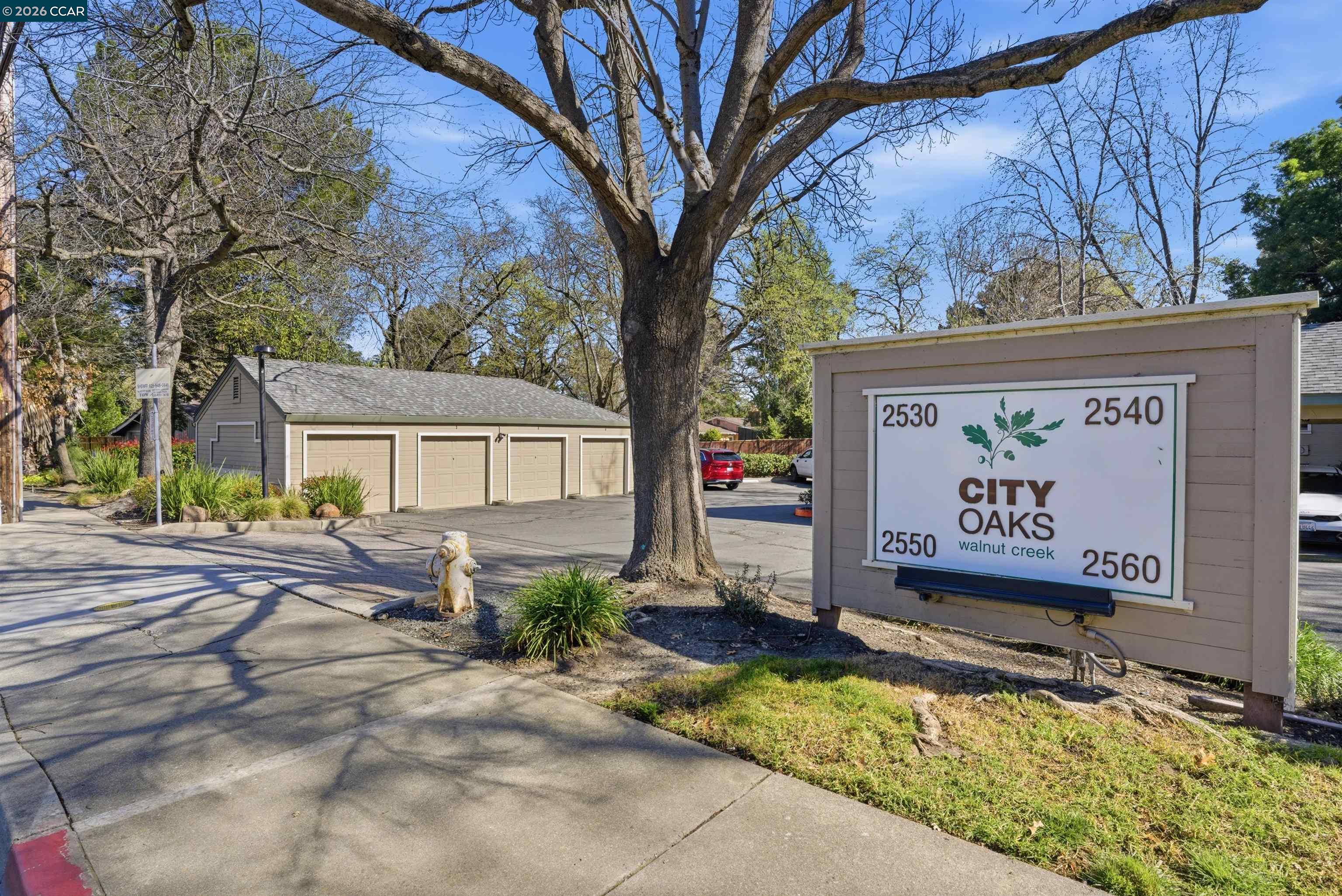 2560 Oak Road, Unit 122 Walnut Creek, CA 94597 - Photo 32 of 38