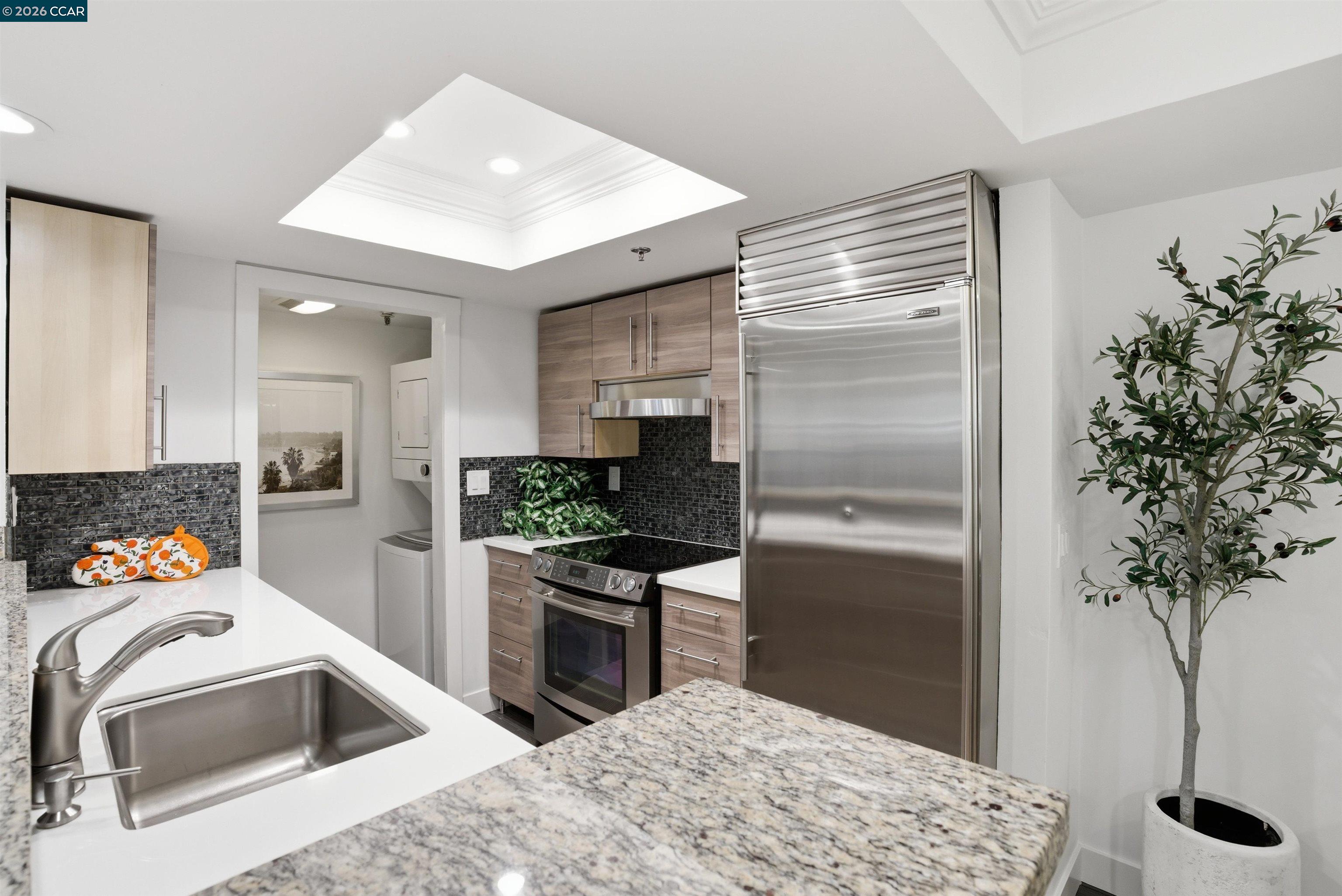 2560 Oak Road, Unit 122 Walnut Creek, CA 94597 - Photo 10 of 38