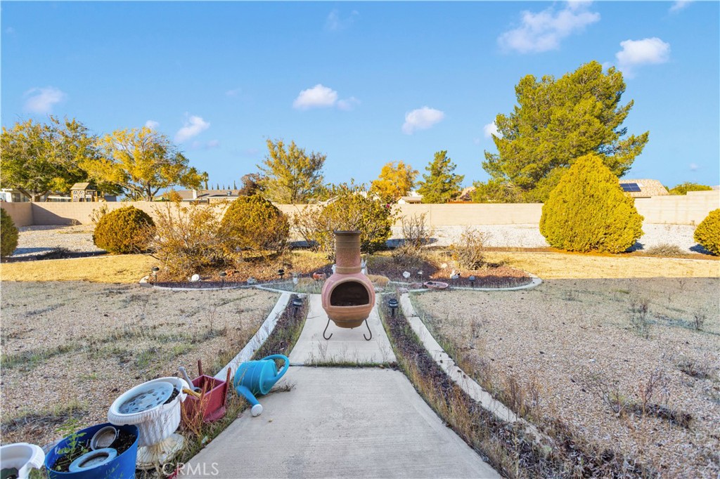 20136 Ottawa Road Apple Valley, CA 92308 - Photo 33 of 46