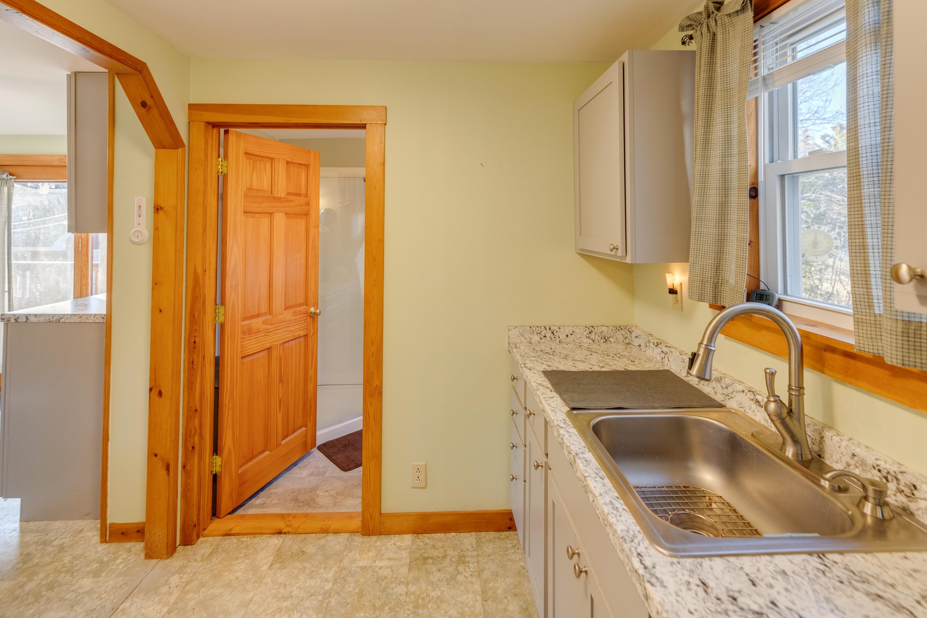 59 Parker Road Carroll, NH 03598 - Photo 15 of 58