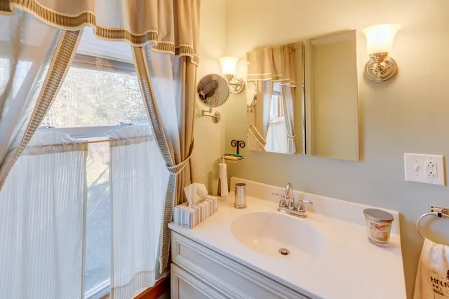 $249,900 | 59 Parker Road, Carroll, NH 03598