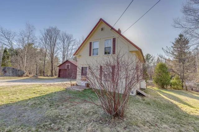 $249,900 | 59 Parker Road, Carroll, NH 03598