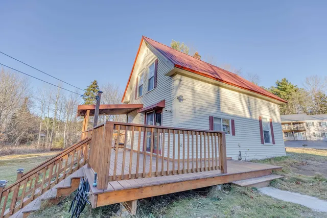 $249,900 | 59 Parker Road, Carroll, NH 03598